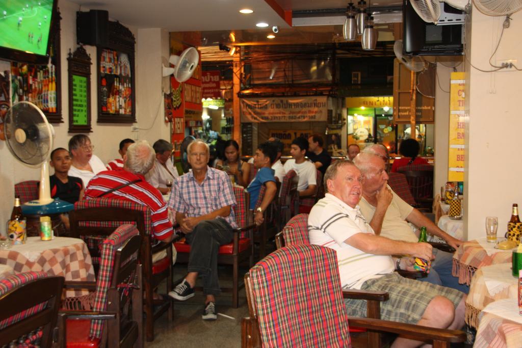 Albergue Coffeeandbeer Pattaya Habitación foto